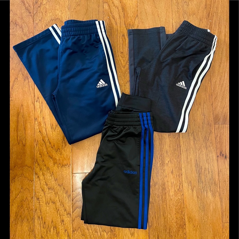 Lots of 3 pair of boy Adidas athletic pants, siz Md.